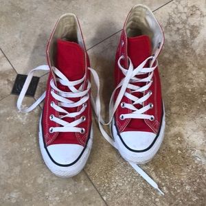 Women’s Converse High Tops Size 8